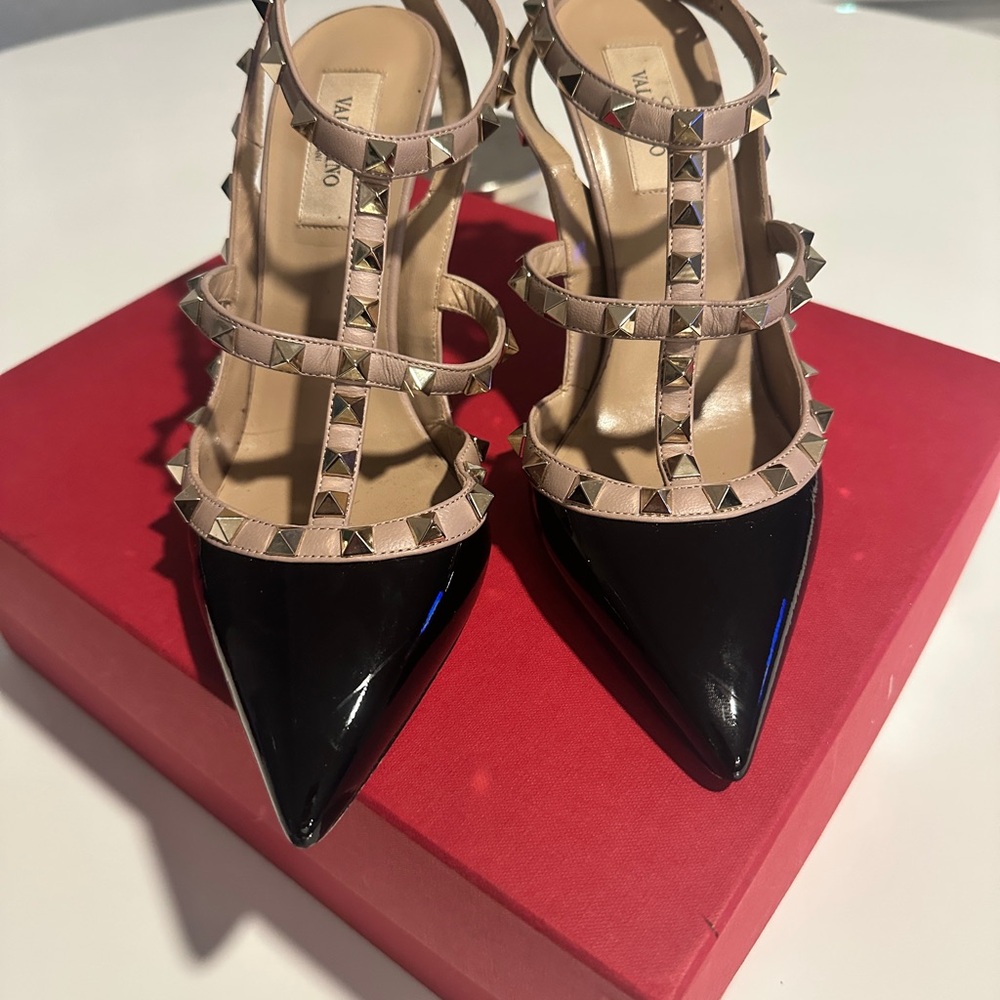 Valentino Garavani Black and Cream Studded Heels